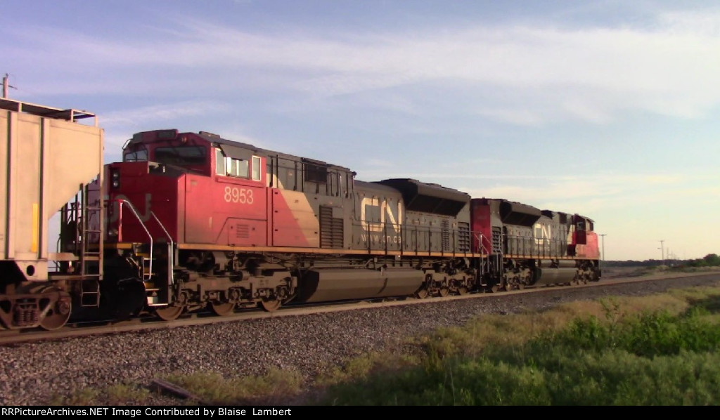CN grain train